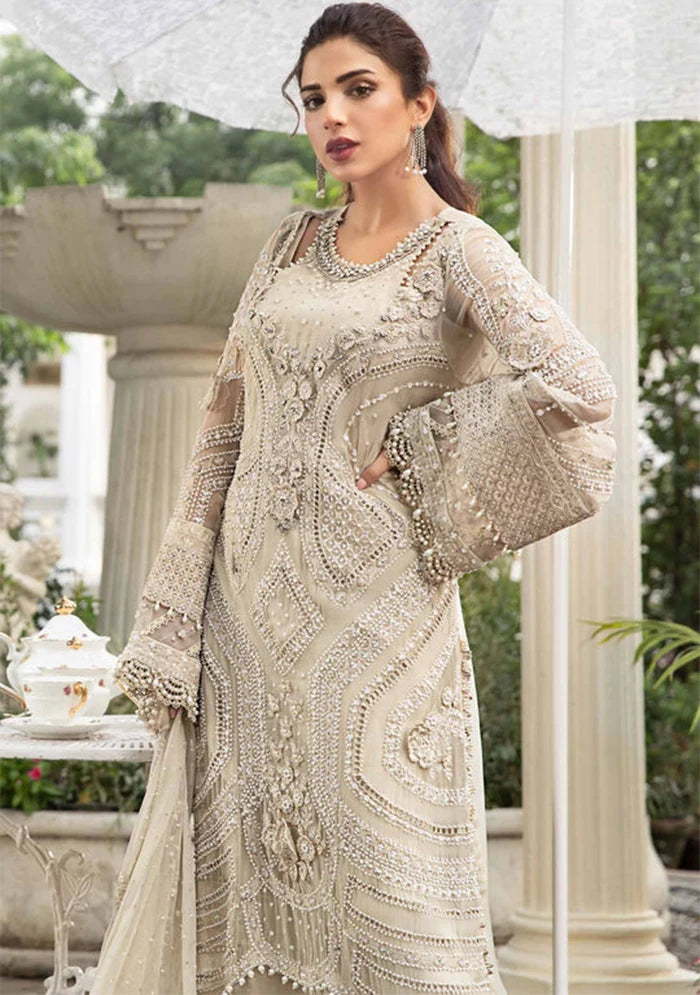 ✨ Elegant Embroidered Luxury Lawn Suit